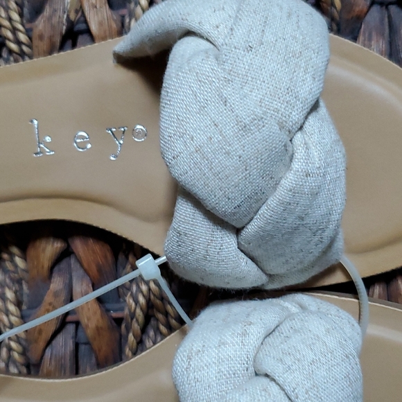 Copper key slides - Picture 2 of 4